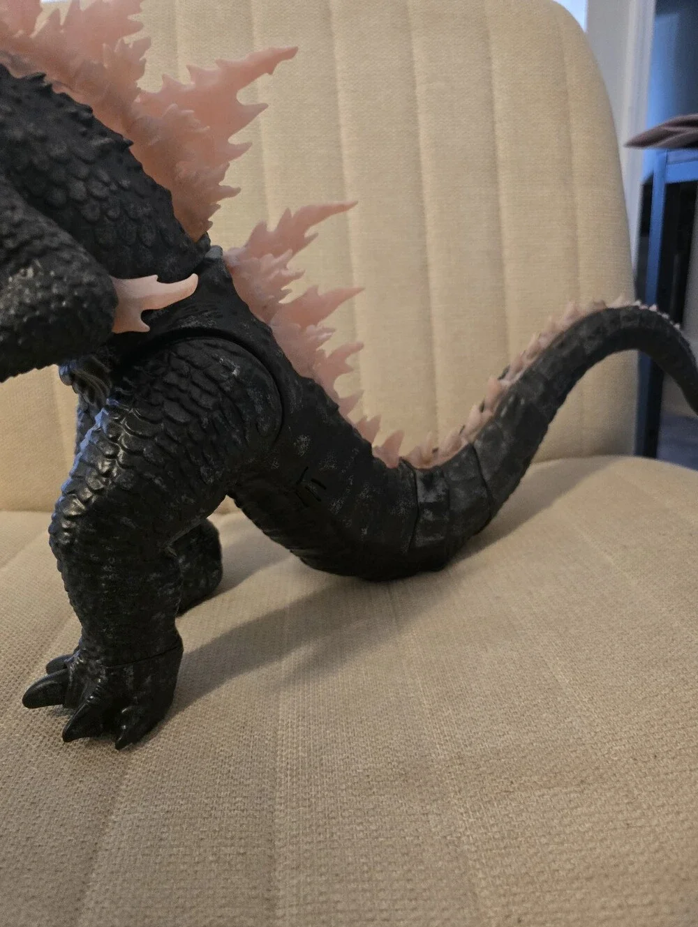 Jada Toys Godzilla Remote Control Figure 2.4GHz Light-Up Mouth MPN 34994 *read